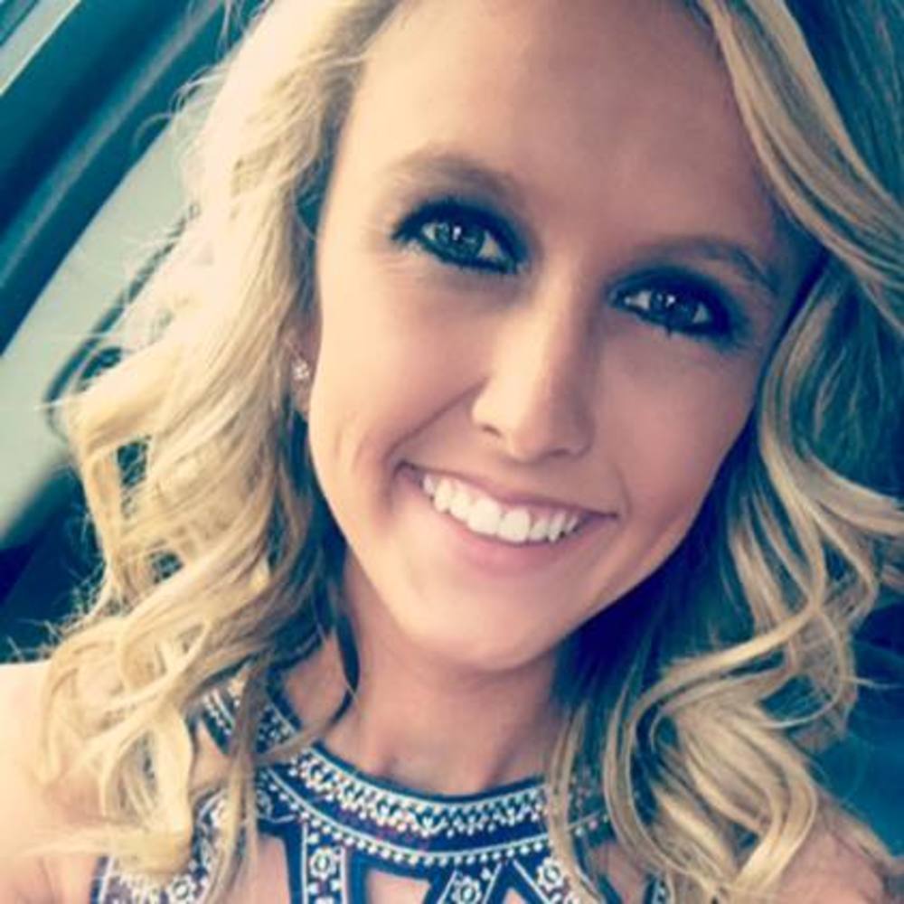 Meet your Posher, Brooke